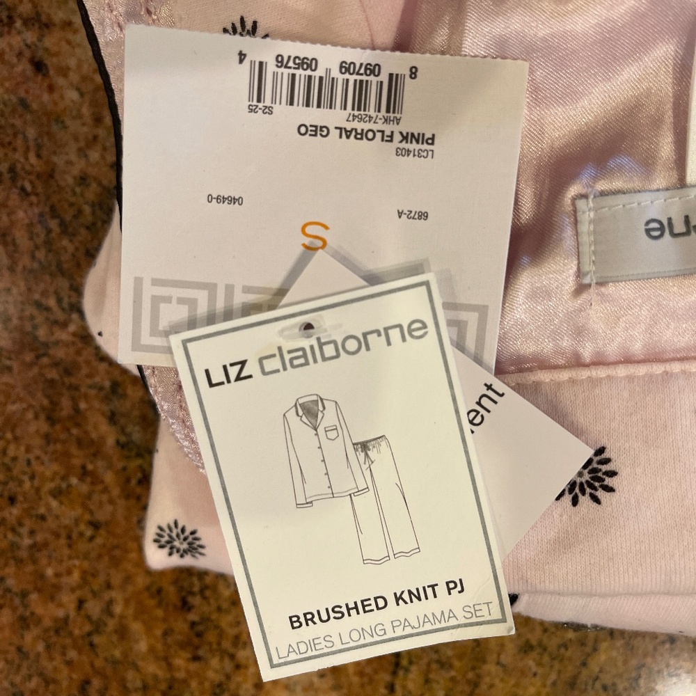 NEW! Liz Claiborne Pink Brushed Knit 2 Piece Pajama Set Size Small NWT! - Picture 8 of 8